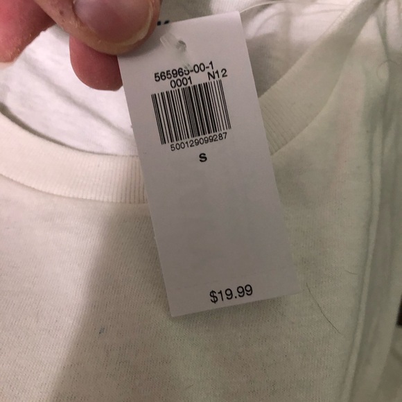 Sponge Bob Square pants Holiday hangout new old navy tee shirt size small NWT - Picture 3 of 9